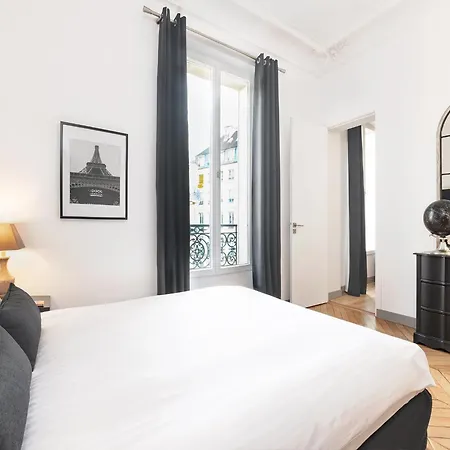 Appartamento Livinparis - Luxury 3 Bedrooms Le Louvre I