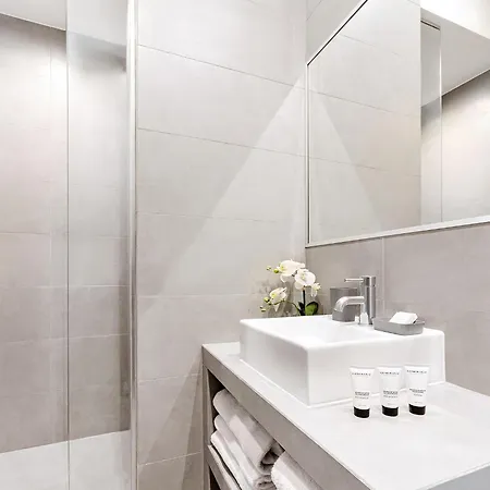 Appartamento Livinparis - Luxury 3 Bedrooms Le Louvre I *