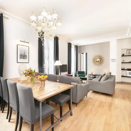 Appartamento Livinparis - Luxury 3 Bedrooms Le Louvre I
